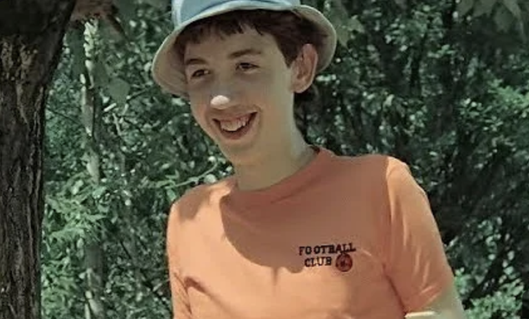 Хулиган из «Ералаша»,а вот его сын вырос моделью, только посмотрите…